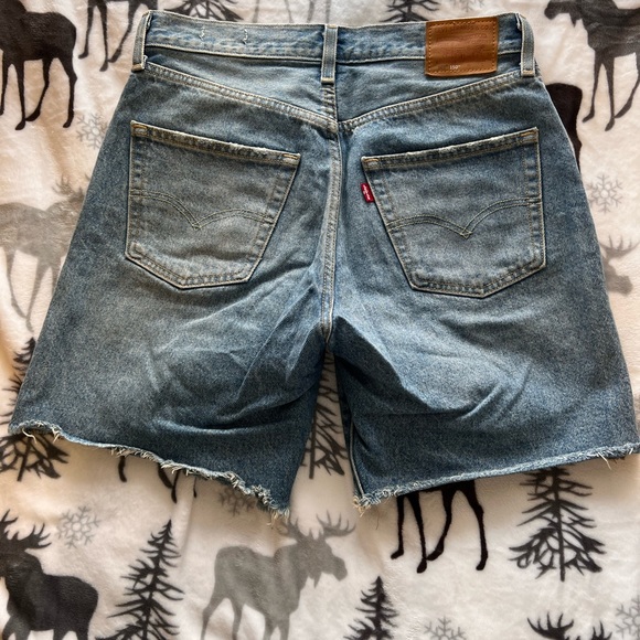 Levi’s 501 road tripping shorts - Picture 2 of 2